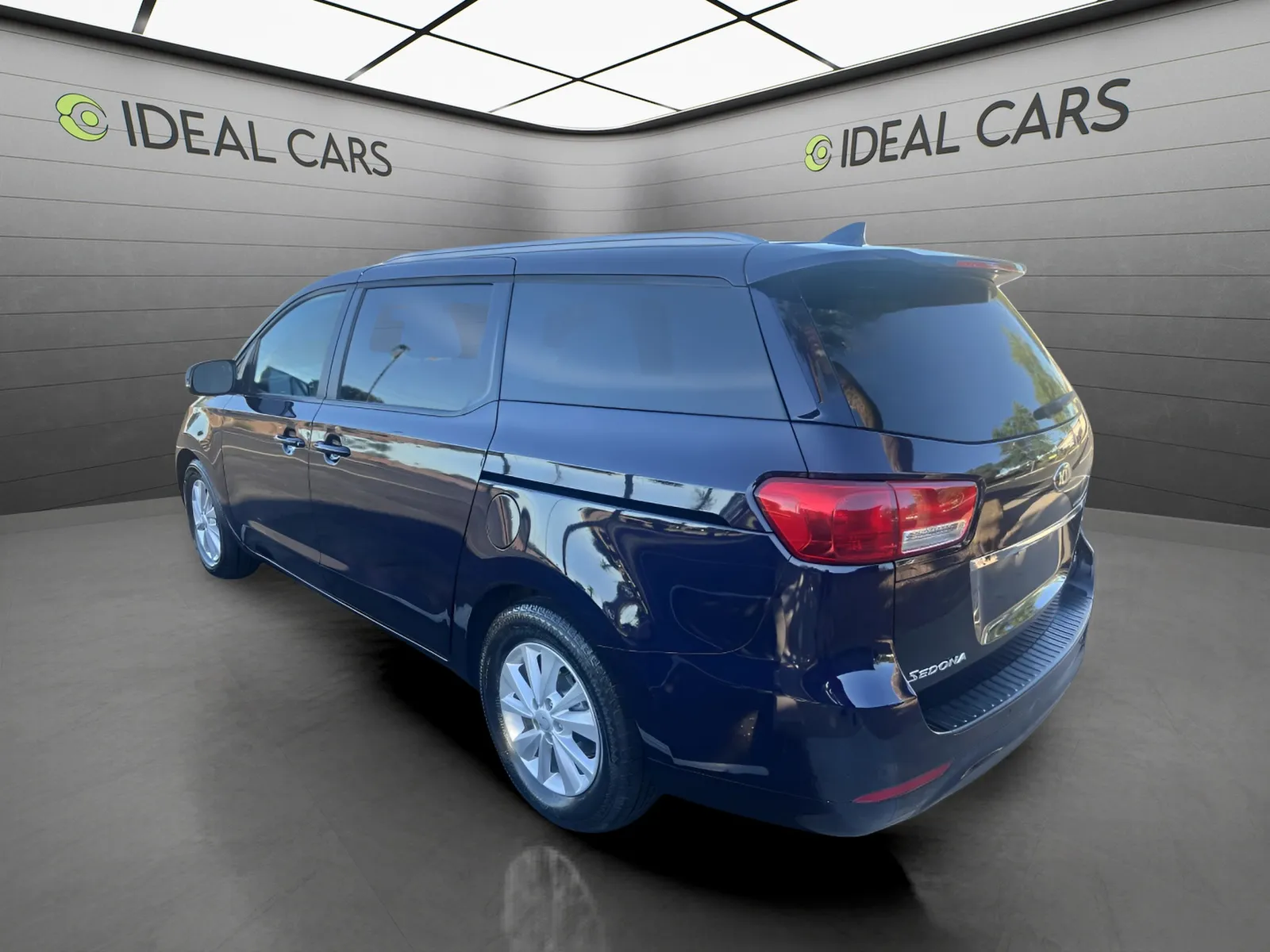 Kia Sedona photo 6