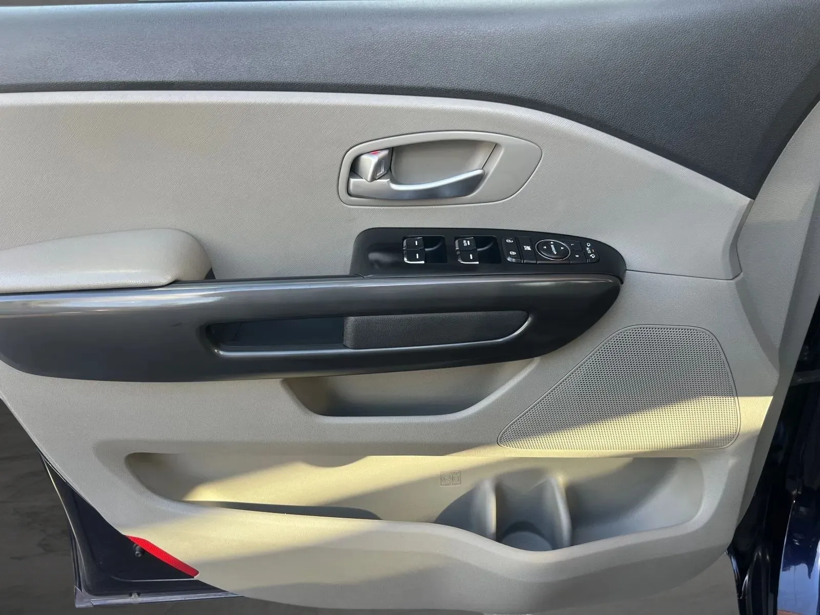 Kia Sedona photo 15