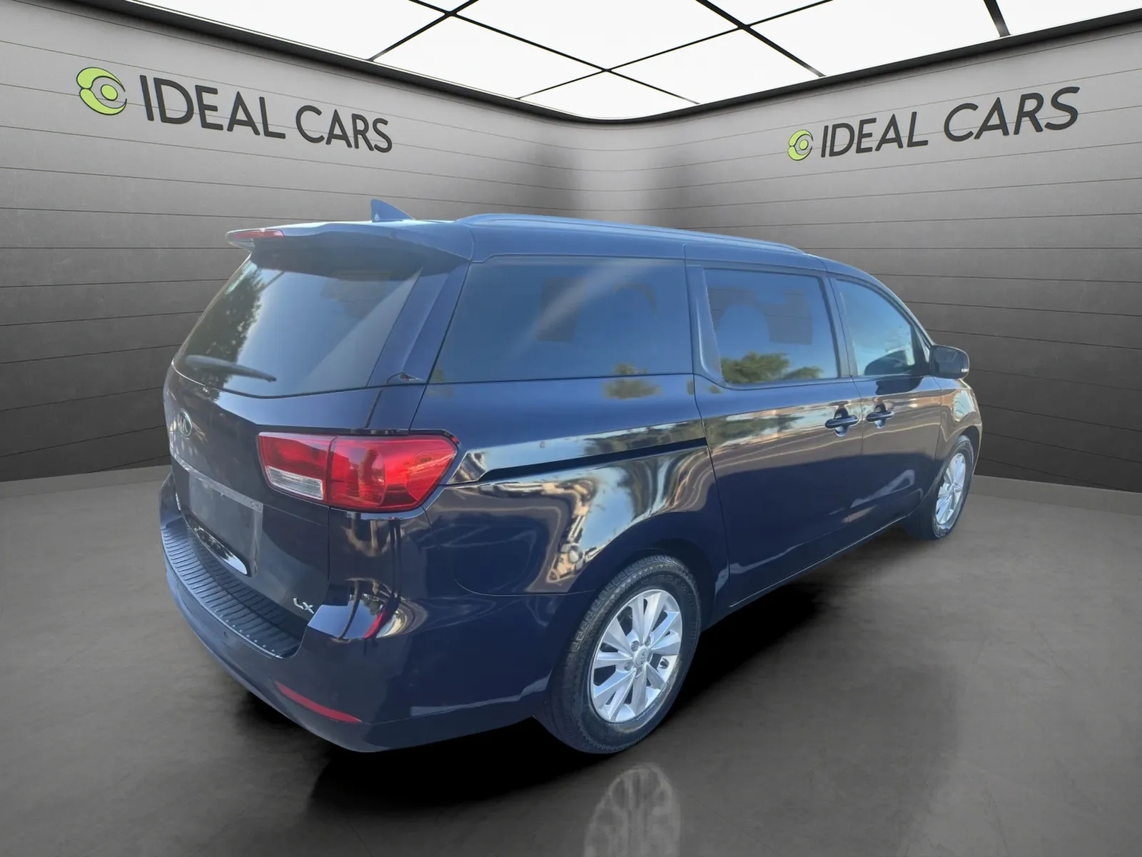 Kia Sedona photo 4
