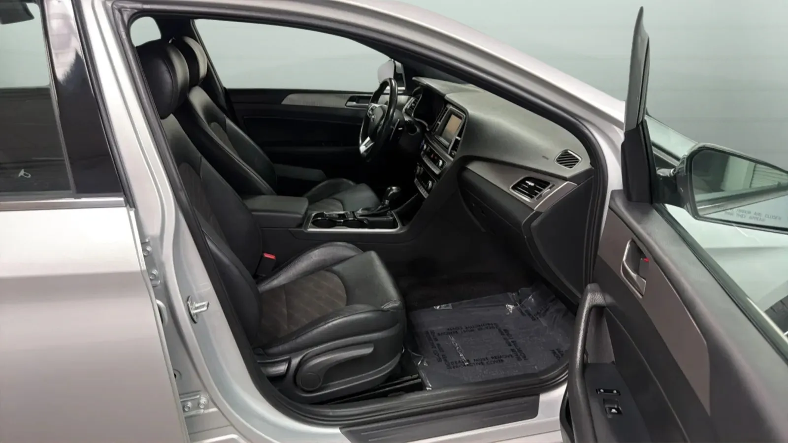 Hyundai Sonata photo 22