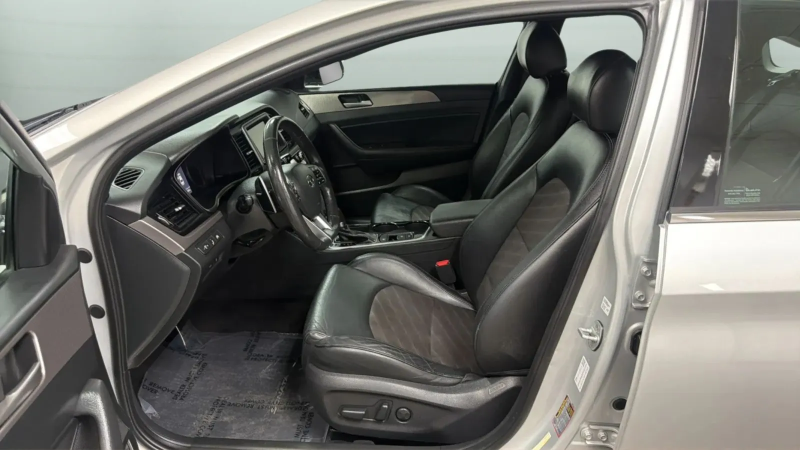 Hyundai Sonata photo 21