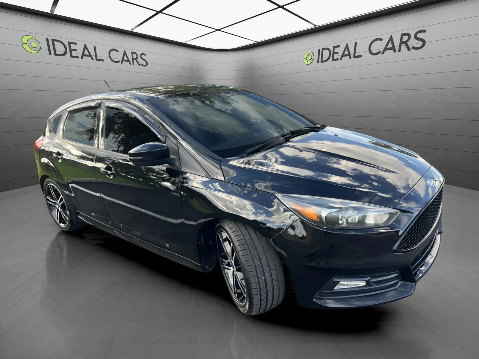 Ford Focus photo 3