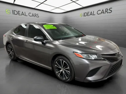 Another view of 2018 Toyota Camry SE for sale in Mesa, AZ at Ideal Cars - at Gilbert Rd