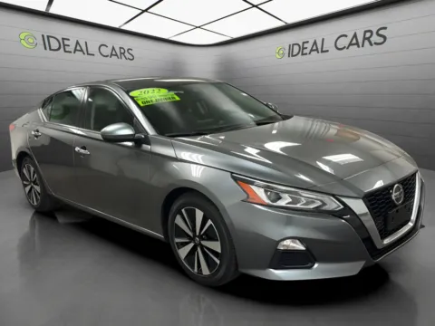 Another view of 2022 Nissan Altima 2.5 SV for sale in Mesa, AZ at Ideal Cars - at Gilbert Rd