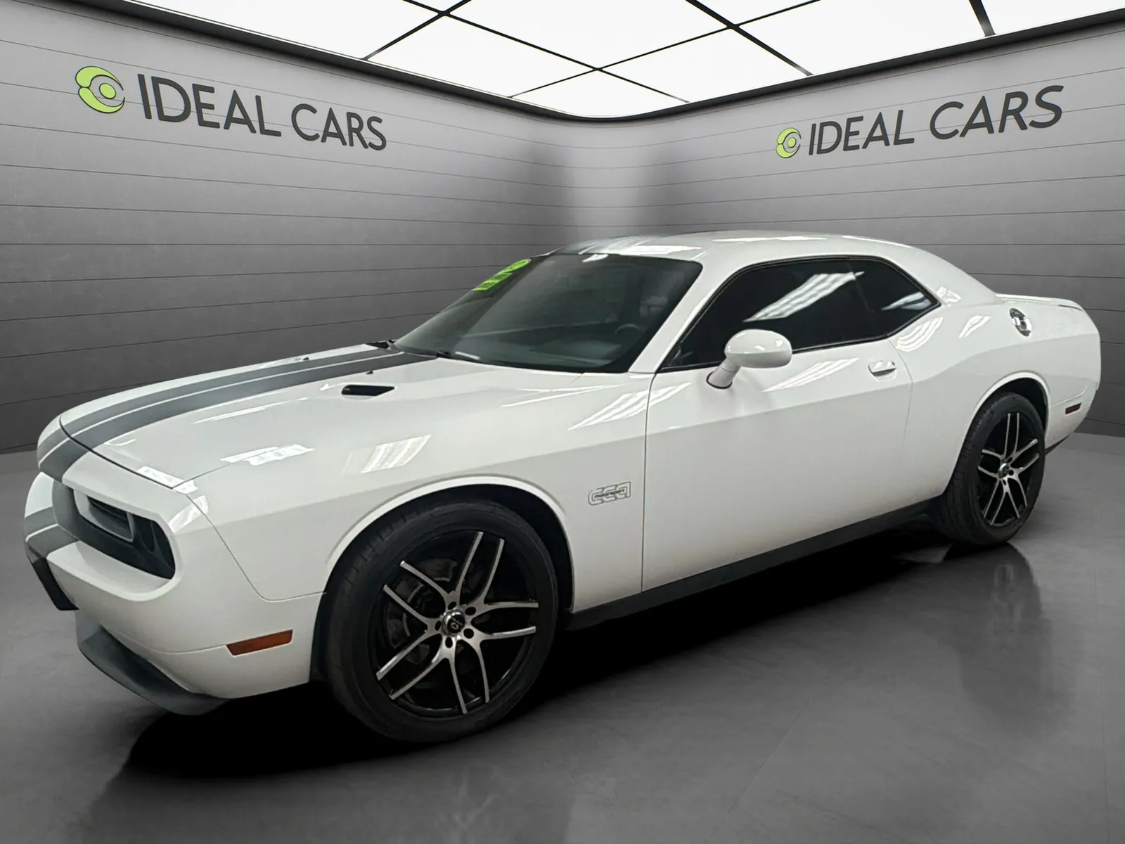 White 2012 Dodge Challenger SXT for sale in Mesa, AZ