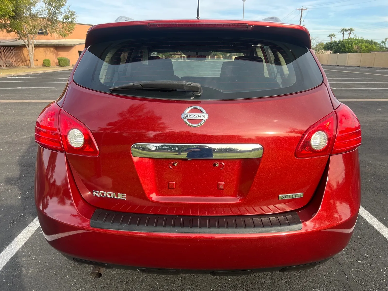 Nissan Rogue Select photo 3
