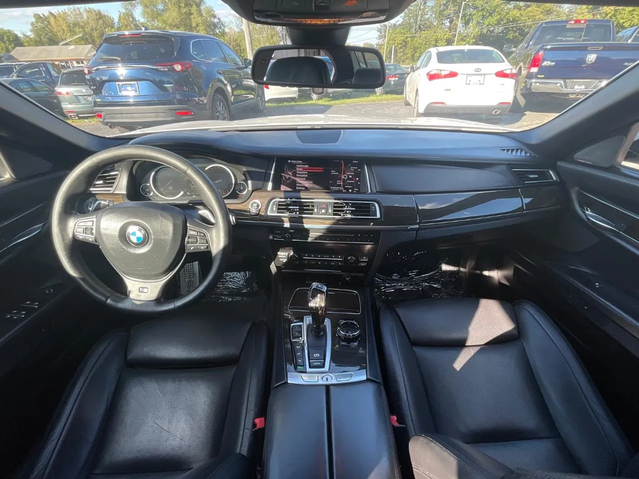 2015 BMW 7 Series 750i - Photo 16