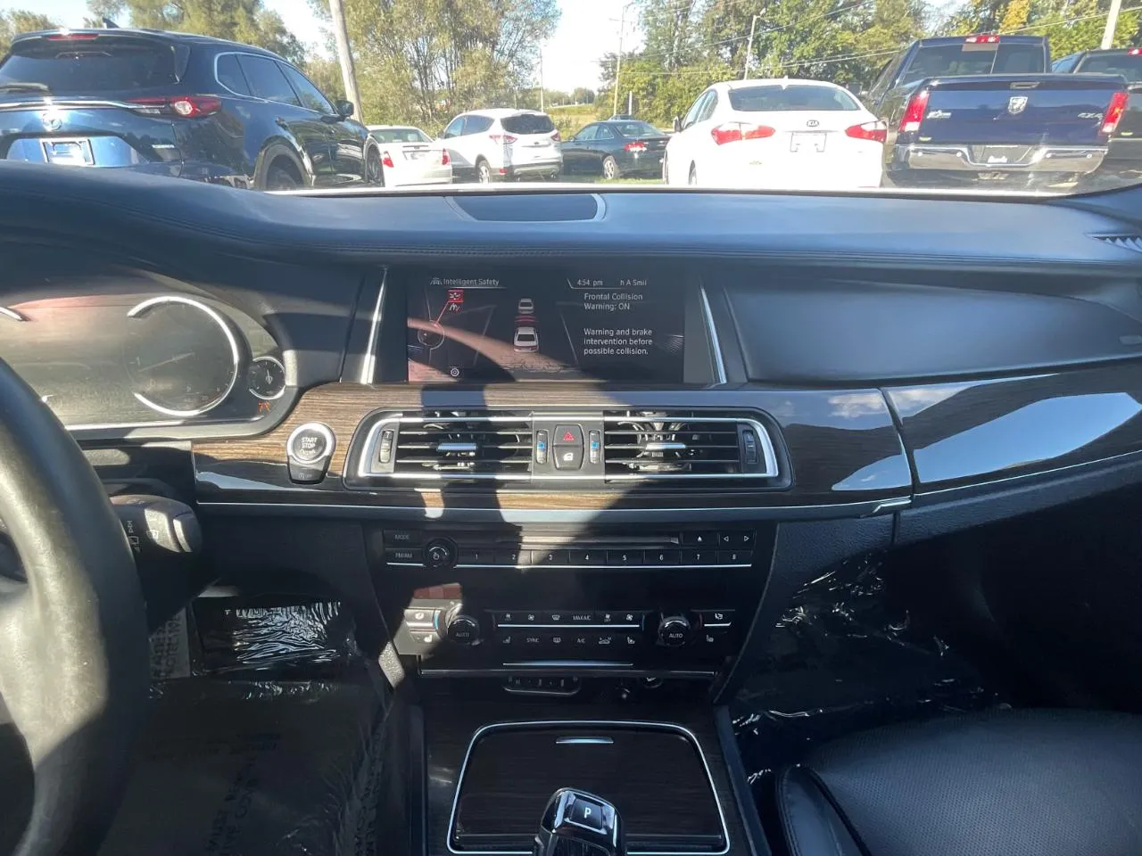 2015 BMW 7 Series 750i - Photo 25