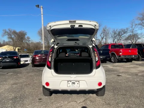 More photos of 2019 Kia Soul + at Green Light Auto - 25th St., IN
