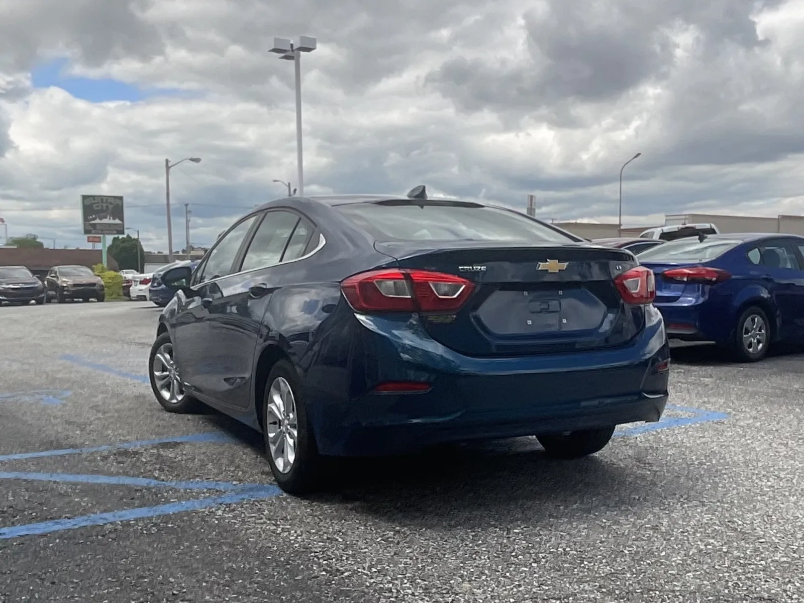 2019 Chevrolet Cruze LT - Photo 6
