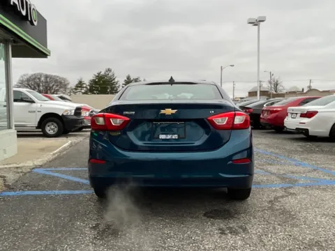 More photos of 2019 Chevrolet Cruze LT at Green Light Auto - Jonesville Road, IN