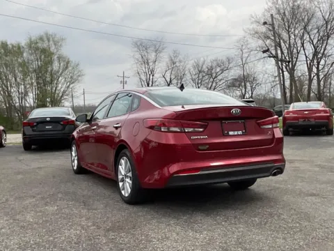 More photos of 2018 KIA Optima S at Green Light Auto - Jonesville Road, IN