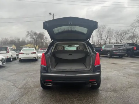 More photos of 2019 Cadillac Xt5 Luxury at Green Light Auto - Jonesville Road, IN