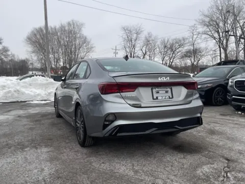 More photos of 2022 Kia Forte GT-Line at Green Light Auto - Jonesville Road, IN