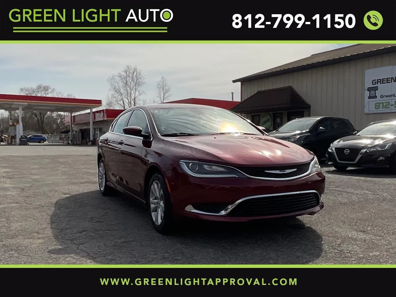 Red 2015 Chrysler 200 Limited for sale in Columbus, IN