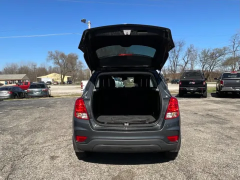 More photos of 2019 Chevrolet Trax LS at Green Light Auto - Jonesville Road, IN