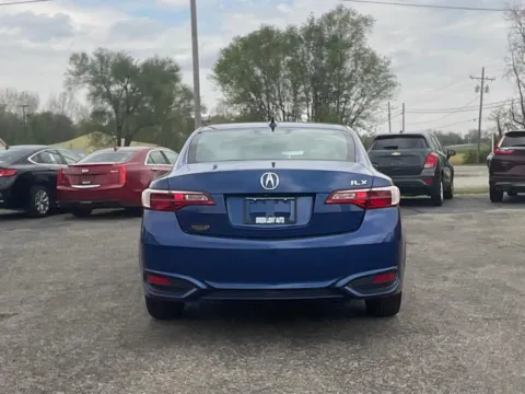More photos of 2017 Acura Ilx at Green Light Auto - Jonesville Road, IN