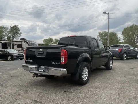More photos of 2019 Nissan Frontier SV at Green Light Auto - Jonesville Road, IN