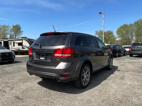 More photos of 2016 Dodge Journey R/T at Green Light Auto - Jonesville Road, IN