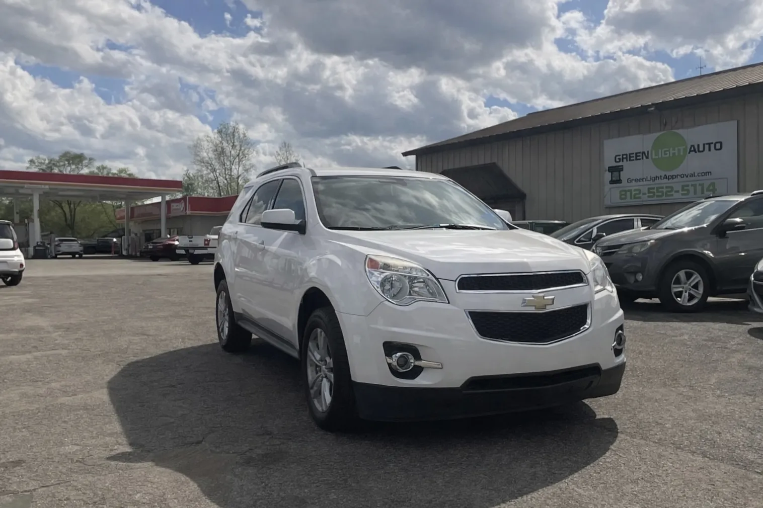 White 2015 Chevrolet Equinox 2LT for sale in Columbus, IN