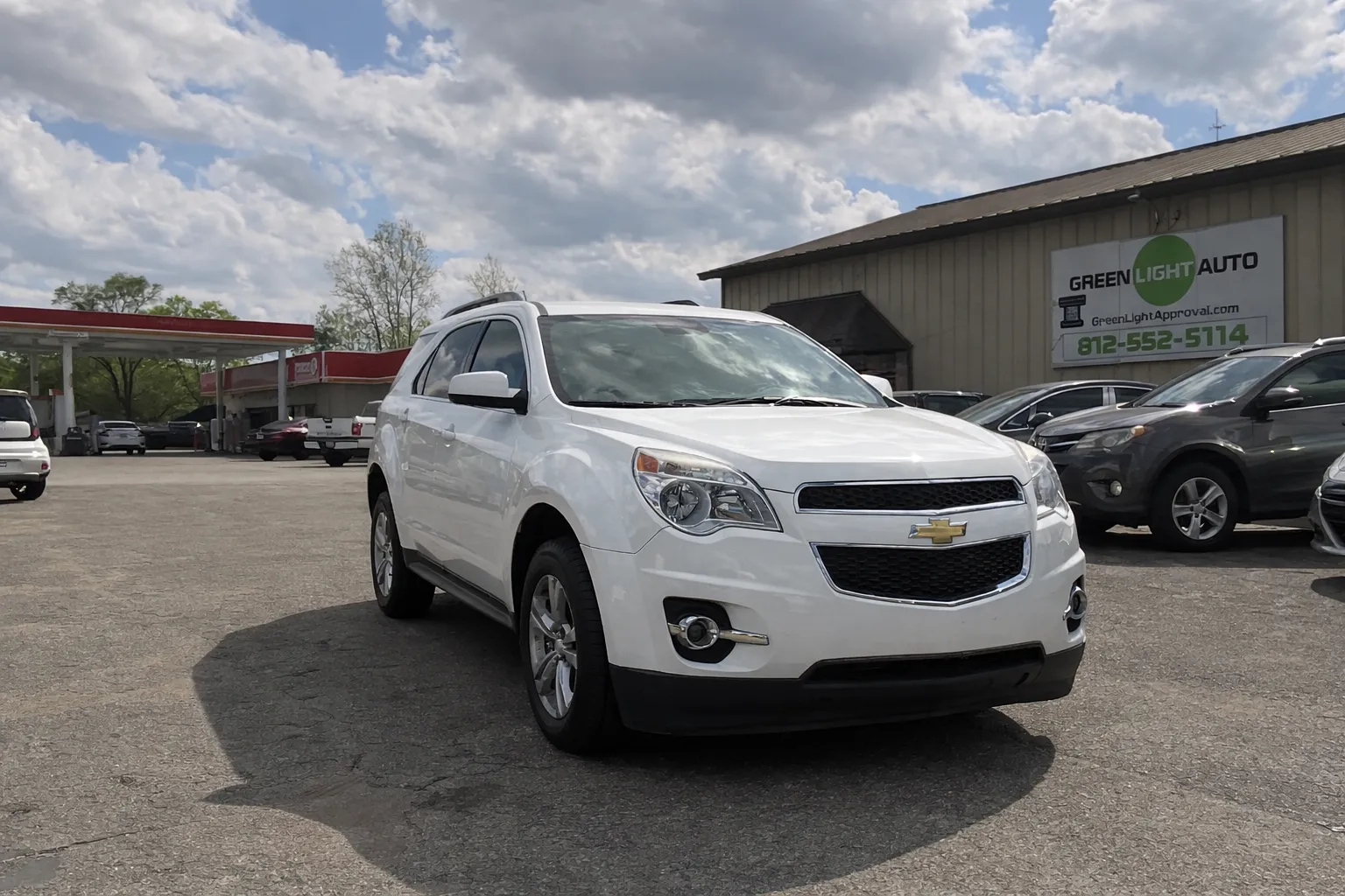 Photos of 2015 Chevrolet Equinox 2LT for sale in Columbus, IN at Green Light Auto - Jonesville Road
