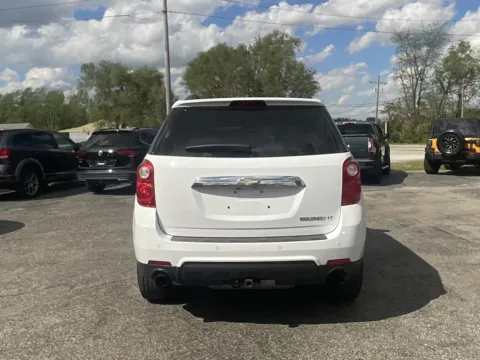 More photos of 2015 Chevrolet Equinox 2LT at Green Light Auto - Jonesville Road, IN