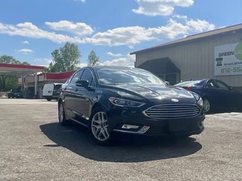 Photos of 2017 Ford Fusion SE for sale in Columbus, IN at Green Light Auto - Jonesville Road