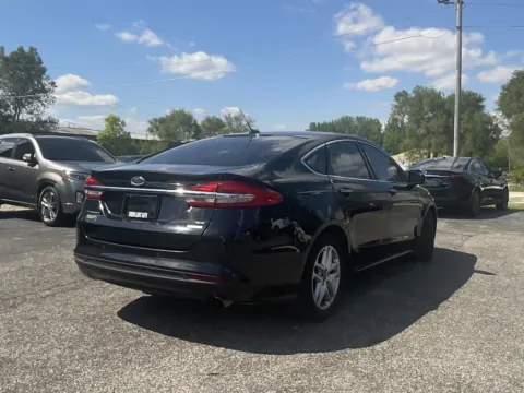 More photos of 2017 Ford Fusion SE at Green Light Auto - Jonesville Road, IN