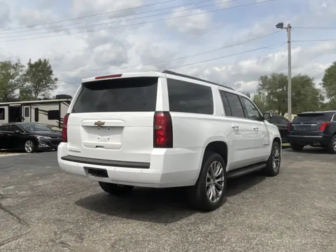 More photos of 2019 Chevrolet Suburban 1500 LT at Green Light Auto - Jonesville Road, IN