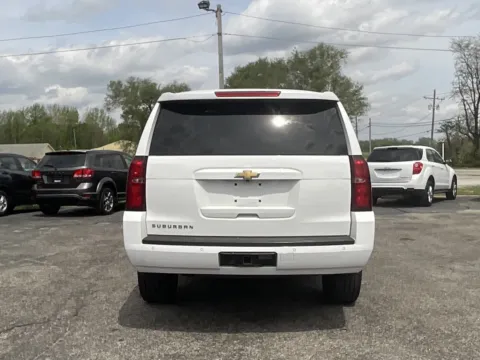 More photos of 2019 Chevrolet Suburban 1500 LT at Green Light Auto - Jonesville Road, IN
