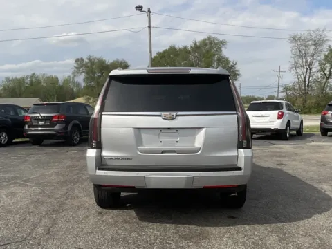 More photos of 2016 Cadillac Escalade Premium at Green Light Auto - Jonesville Road, IN