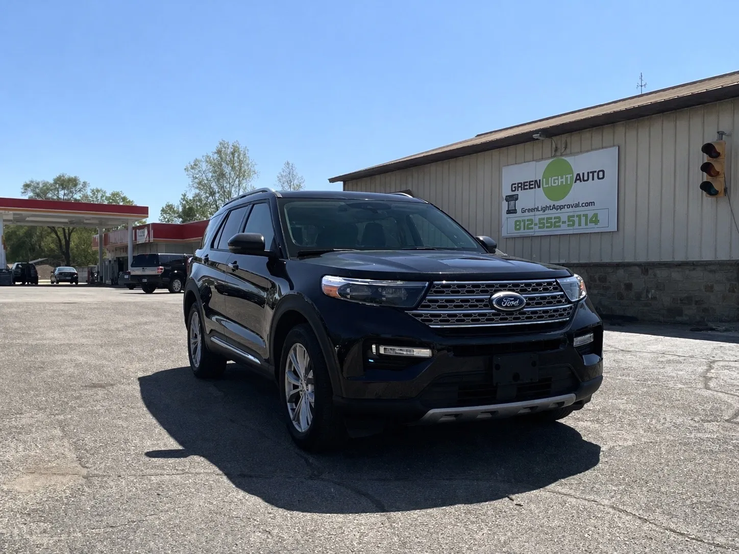 Black 2021 Ford Explorer Limited for sale in Columbus, IN