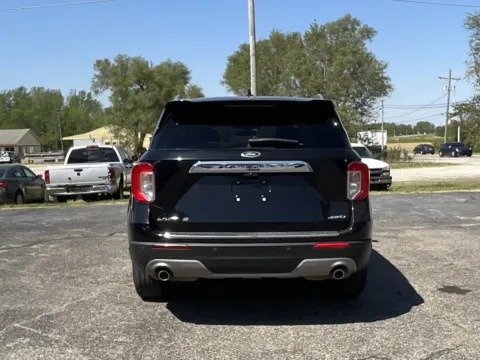 More photos of 2021 Ford Explorer Limited at Green Light Auto - Jonesville Road, IN