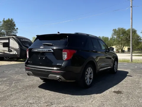 More photos of 2021 Ford Explorer Limited at Green Light Auto - Jonesville Road, IN