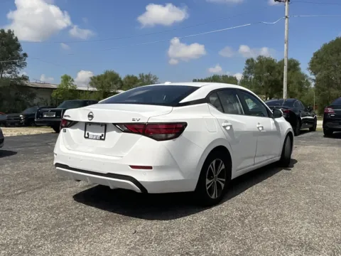 More photos of 2022 Nissan Sentra SV at Green Light Auto - Jonesville Road, IN