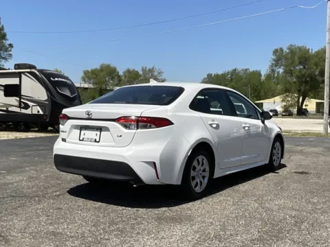 More photos of 2024 Toyota Corolla LE at Green Light Auto - Jonesville Road, IN