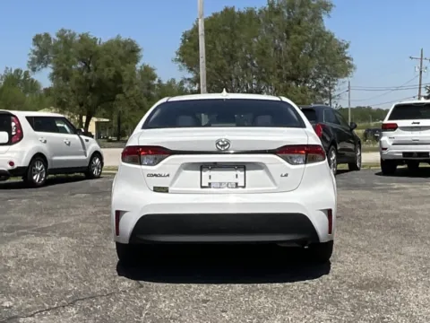 More photos of 2024 Toyota Corolla LE at Green Light Auto - Jonesville Road, IN