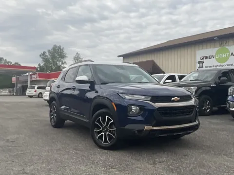 Photos of 2023 Chevrolet Trailblazer ACTIV for sale in Columbus, IN at Green Light Auto - Jonesville Road