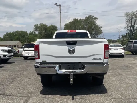 More photos of 2020 RAM 3500 Tradesman at Green Light Auto - Jonesville Road, IN