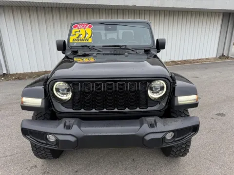 Photos of 2024 JEEP GLADIATOR SPORT for sale in Merrillville, IN at Elite Auto Sales 3