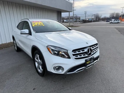White 2019 MERCEDES-BENZ GLA 250 for sale in Merrillville, IN