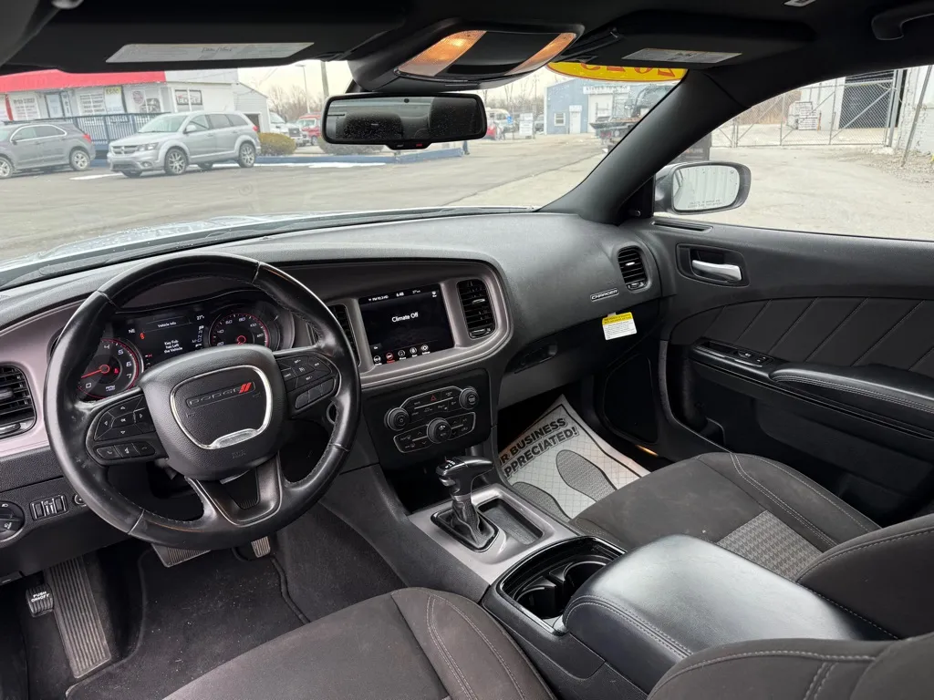 2023 Dodge Charger SXT - Photo 8