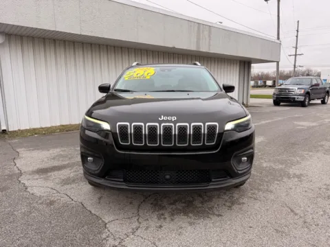 Photos of 2021 JEEP CHEROKEE LATITUDE PLUS for sale in Merrillville, IN at Elite Auto Sales 3