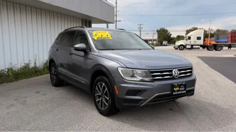 Gray 2020 VOLKSWAGEN TIGUAN SE for sale in Merrillville, IN
