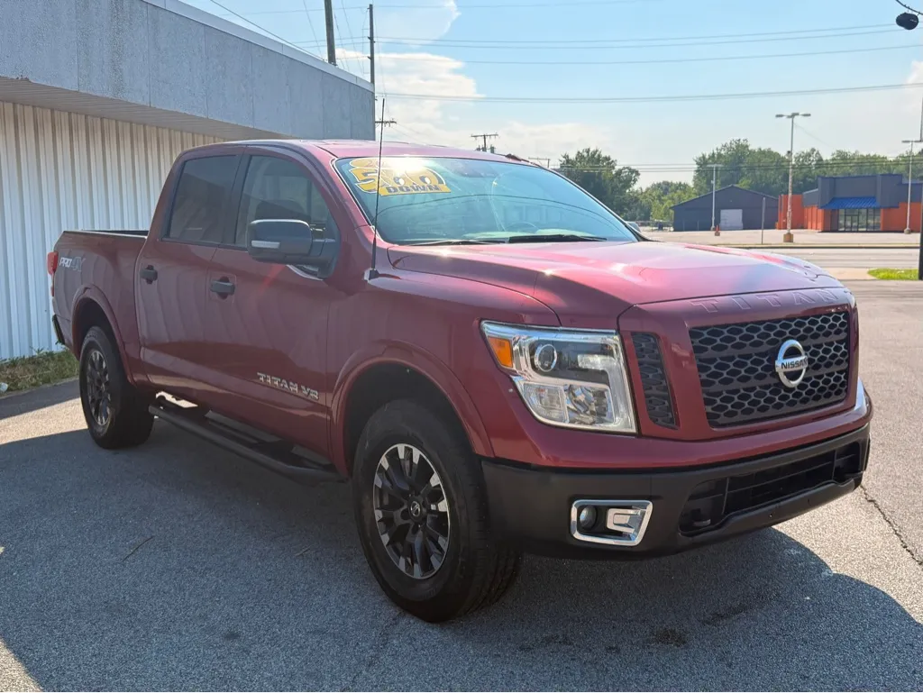 Unknown 2019 NISSAN TITAN SV for sale in Merrillville, IN