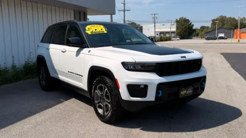White 2023 JEEP GRAND CHEROKEE TRAILHAWK 4XE for sale in Merrillville, IN