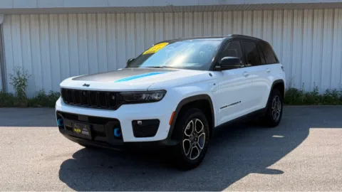 Another view of 2023 JEEP GRAND CHEROKEE TRAILHAWK 4XE for sale in Merrillville, IN at Elite Auto Sales 3