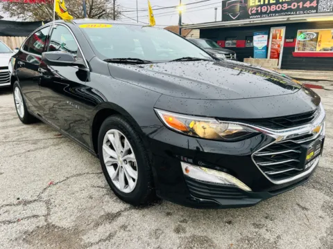 Black 2023 CHEVROLET MALIBU LT for sale in Hammond, IN