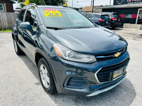 Gray 2018 CHEVROLET TRAX LT for sale in Hammond, IN