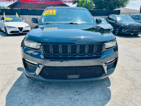 Another view of 2023 JEEP GRAND CHEROKEE LIMITED for sale in Hammond, IN at Elite Auto Sales 2